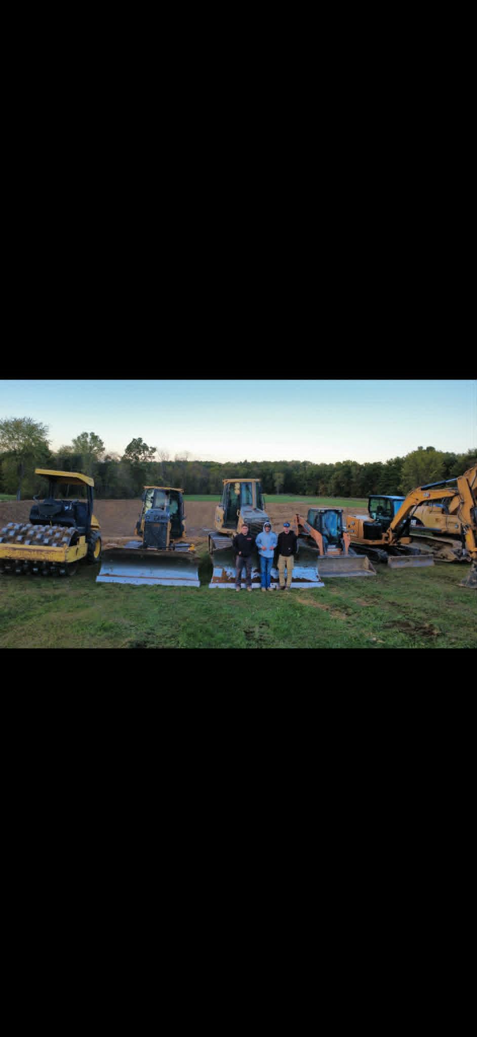 Mariola Land Development team and equipment